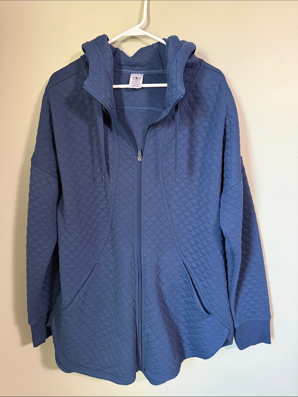 Quilted Navy Athletic Zip-Up Hoodie Jacket
